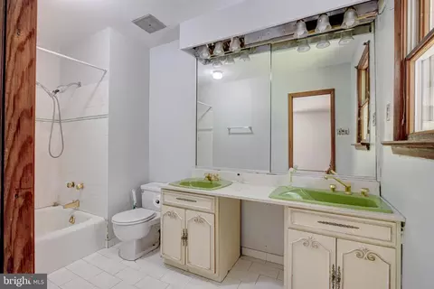 Bath - 8191 Old Mill Rd, Pasadena, MD 21122 photo 1 of 5