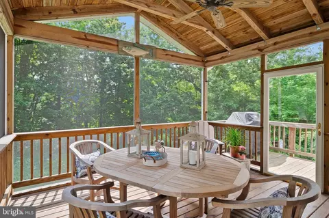 Exterior - 704 Great Heron Dr, Edgewater, MD 21037 photo 4 of 9