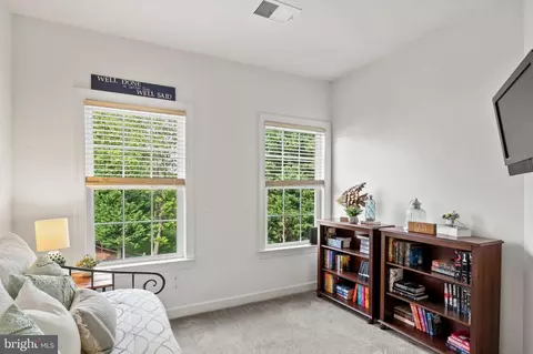 Bedroom - 704 Great Heron Dr, Edgewater, MD 21037 photo 7 of 7