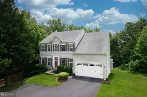 Exterior - 704 Great Heron Dr, Edgewater, MD 21037 photo 2 of 9