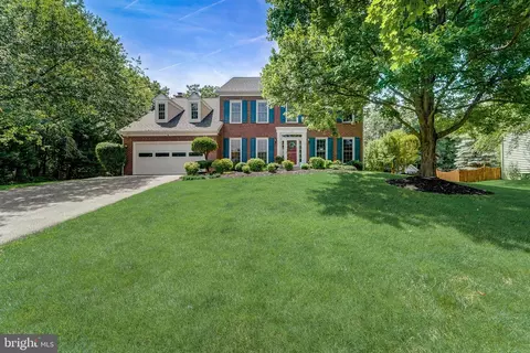 156 Longfellow Dr, Millersville, MD 21108