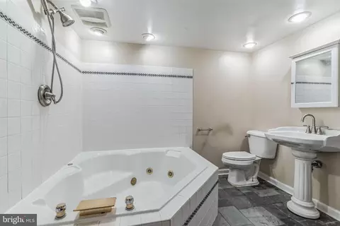 Bath - 8037 Escalon Ave, Pasadena, MD 21122 photo 2 of 2