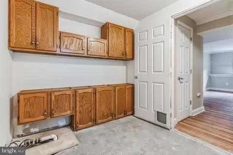 Entry Way - 8037 Escalon Ave, Pasadena, MD 21122 photo 5 of 5
