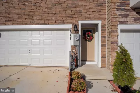 7987 Patterson Way, Hanover, MD 21076 photo 2