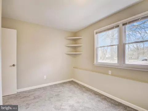 Bedroom - 308 Beach Ave, Pasadena, MD 21122 photo 11 of 13