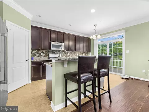 7912 Lupine Ct, Pasadena, MD 21122 photo 8