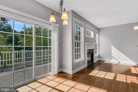 2106 Split Creek Ln, Hanover, MD 21076 photo 10