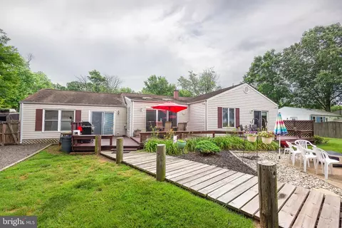 117 River Rd, Edgewater, MD 21037 photo 2