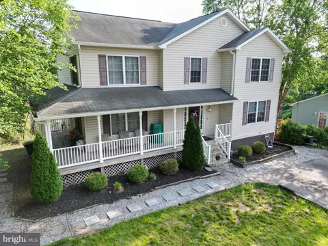7610 Mcgowan Ave, Glen Burnie, MD 21060