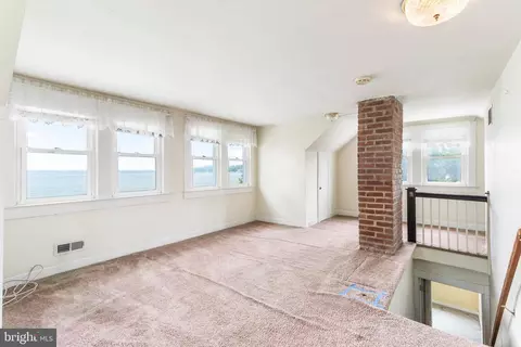 Bedroom - 2286 Lake Dr, Pasadena, MD 21122 photo 1 of 5