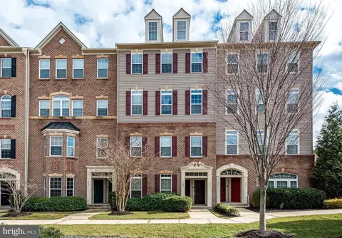 308 Chessington Dr #4, Odenton, MD 21113