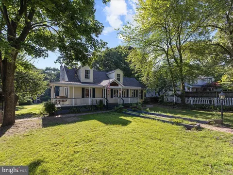 8343 Brookwood Rd, Millersville, MD 21108