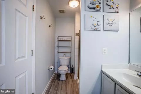 Bath - 4011 Apple Jack Ct, Pasadena, MD 21122 photo 6 of 9