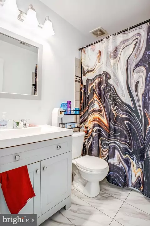 Bath - 4011 Apple Jack Ct, Pasadena, MD 21122 photo 7 of 9