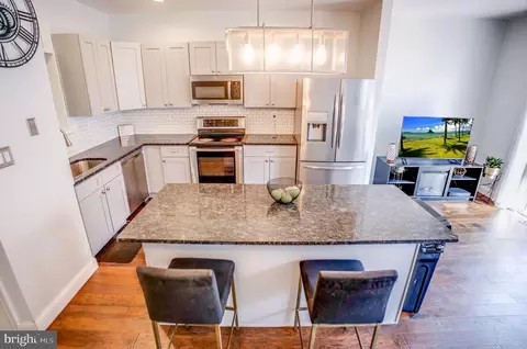 Kitchen - 4011 Apple Jack Ct, Pasadena, MD 21122 photo 4 of 4
