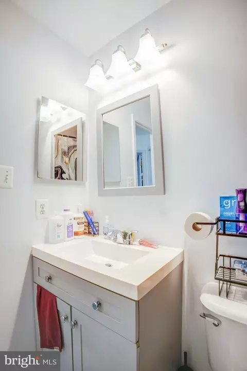 Bath - 4011 Apple Jack Ct, Pasadena, MD 21122 photo 8 of 9