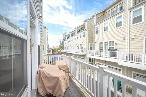 Exterior - 604 James Walker Pl, Annapolis, MD 21401 photo 2 of 4