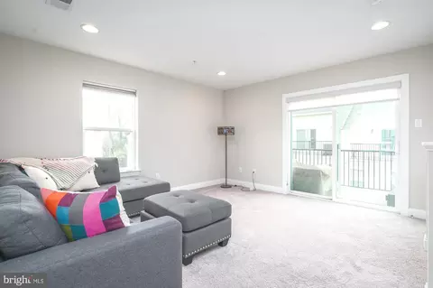 Living - 604 James Walker Pl, Annapolis, MD 21401 photo 2 of 2