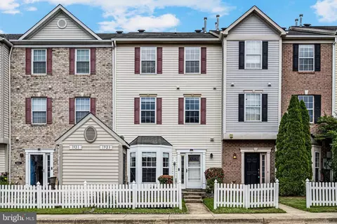 1923 Camelia Ct, Odenton, MD 21113