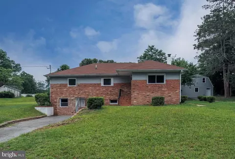 809 Danza Rd, Severn, MD 21144