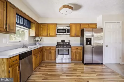 Kitchen - 1863 Choptank Rd, Pasadena, MD 21122 photo 1 of 3