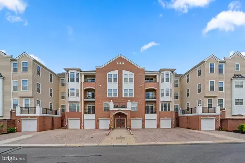 8612 Fluttering Leaf Trl #205, Odenton, MD 21113