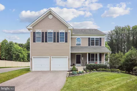 311 Robert Price Ct, Glen Burnie, MD 21060