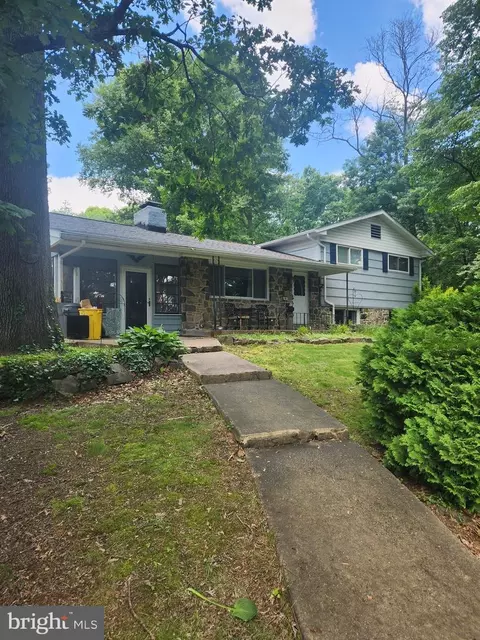 104 Shortcross Rd, Linthicum Heights, MD 21090