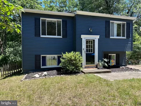 273 Silverleaf Ct, Arnold, MD 21012