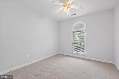 308 Colony Point Pl, Edgewater, MD 21037 photo 6