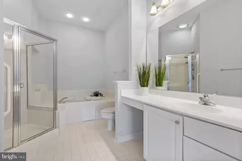 308 Colony Point Pl, Edgewater, MD 21037 photo 12