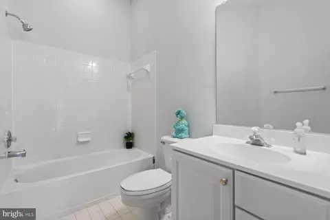 308 Colony Point Pl, Edgewater, MD 21037 photo 7