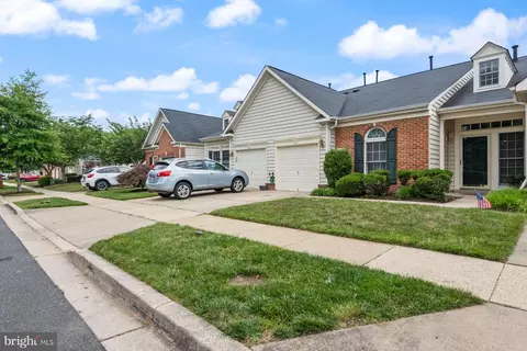 308 Colony Point Pl, Edgewater, MD 21037 photo 4
