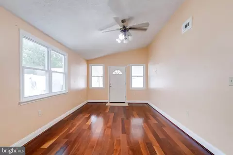Living - 7704 Princess Pl, Pasadena, MD 21122 photo 10 of 11