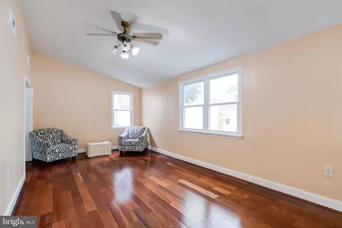Living - 7704 Princess Pl, Pasadena, MD 21122 photo 7 of 11