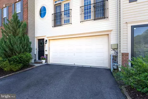 Exterior - 341 Hersden Ln, Arnold, MD 21012 photo 5 of 11