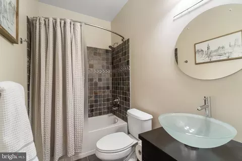 Bath - 7726 Terraview Ct, Hanover, MD 21076 photo 4 of 4