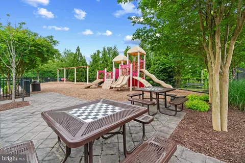 View/Area - 7726 Terraview Ct, Hanover, MD 21076 photo 2 of 2