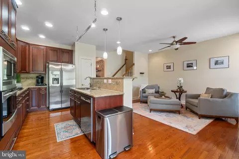 Kitchen - 7726 Terraview Ct, Hanover, MD 21076 photo 3 of 4