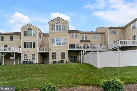 Exterior - 7726 Terraview Ct, Hanover, MD 21076 photo 5 of 6