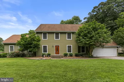959 Waterbury Heights Dr, Crownsville, MD 21032