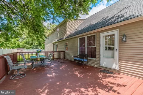 Exterior - 5908 Lynbrook Rd, Brooklyn, MD 21225 photo 5 of 9