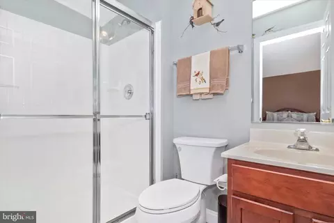 Bath - 1637 Braid Hills Dr, Pasadena, MD 21122 photo 4 of 4