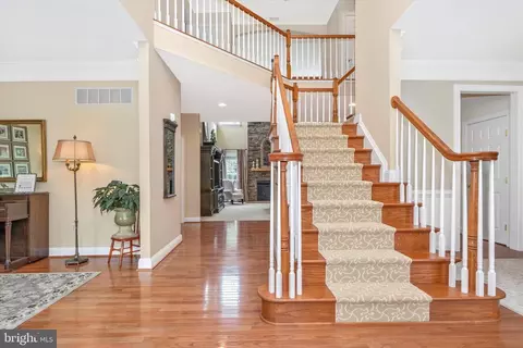 Entry Way - 1637 Braid Hills Dr, Pasadena, MD 21122 photo 1 of 6
