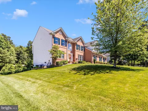Exterior - 1637 Braid Hills Dr, Pasadena, MD 21122 photo 3 of 20