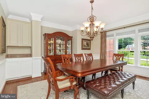 Dining - 1637 Braid Hills Dr, Pasadena, MD 21122 photo 3 of 4