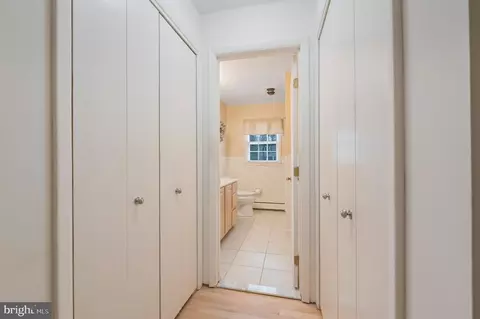 Entry Way - 1037 Placid Ct, Arnold, MD 21012 photo 3 of 4