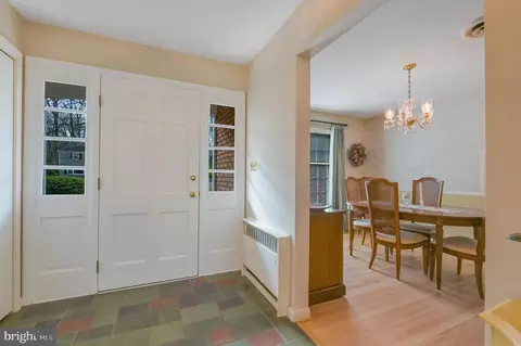 Entry Way - 1037 Placid Ct, Arnold, MD 21012 photo 1 of 4