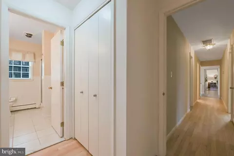 Entry Way - 1037 Placid Ct, Arnold, MD 21012 photo 4 of 4