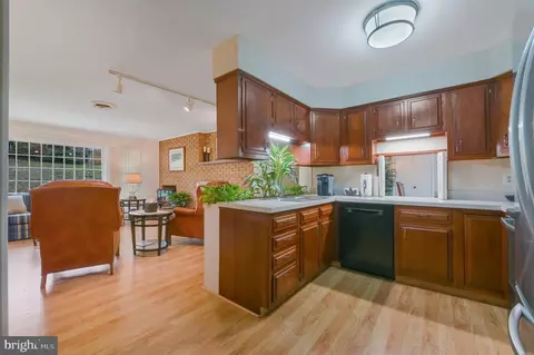 Kitchen - 1037 Placid Ct, Arnold, MD 21012 photo 3 of 3